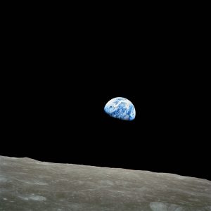 Planet Watch : Earthrise : A New Human Perspective