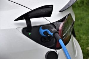 Refueling an electric car. How sustainable are EVs?